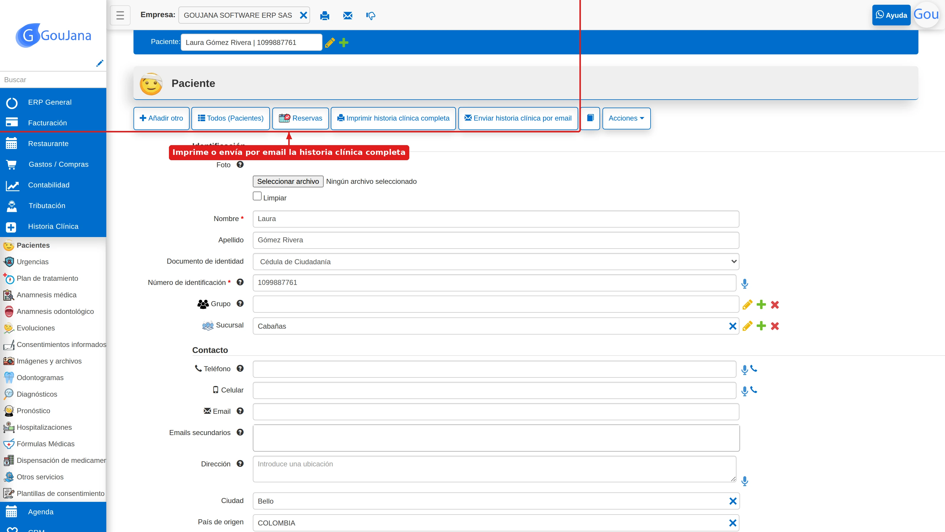 Paciente con los botones de imprimir historia clínica completa y enviar por email resaltados